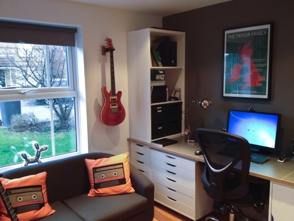 Photo Credit: http://maflingo.com/dining-room-to-den-ikea-hack-study-pt2/