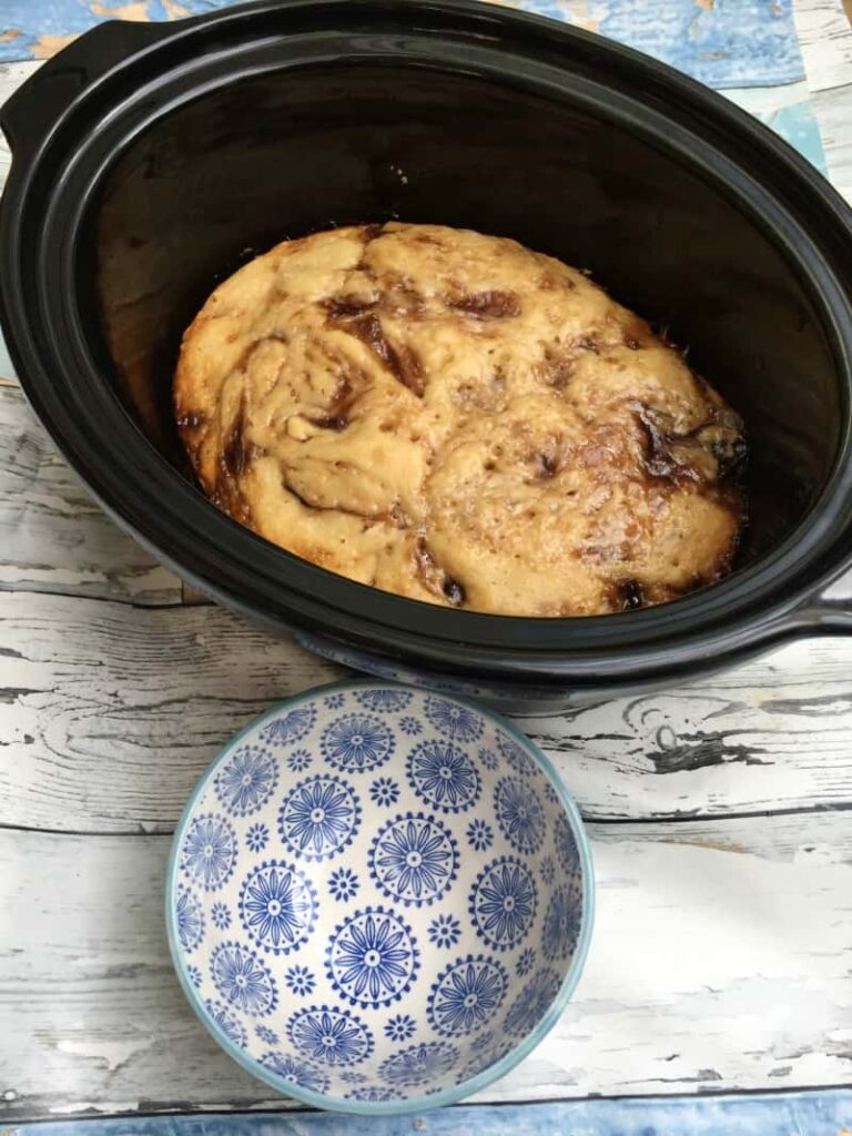 jam swirl cake in a slow cooker