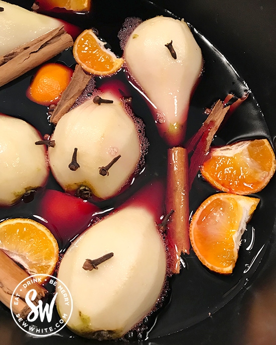 mulled wine pears in a slow cooker